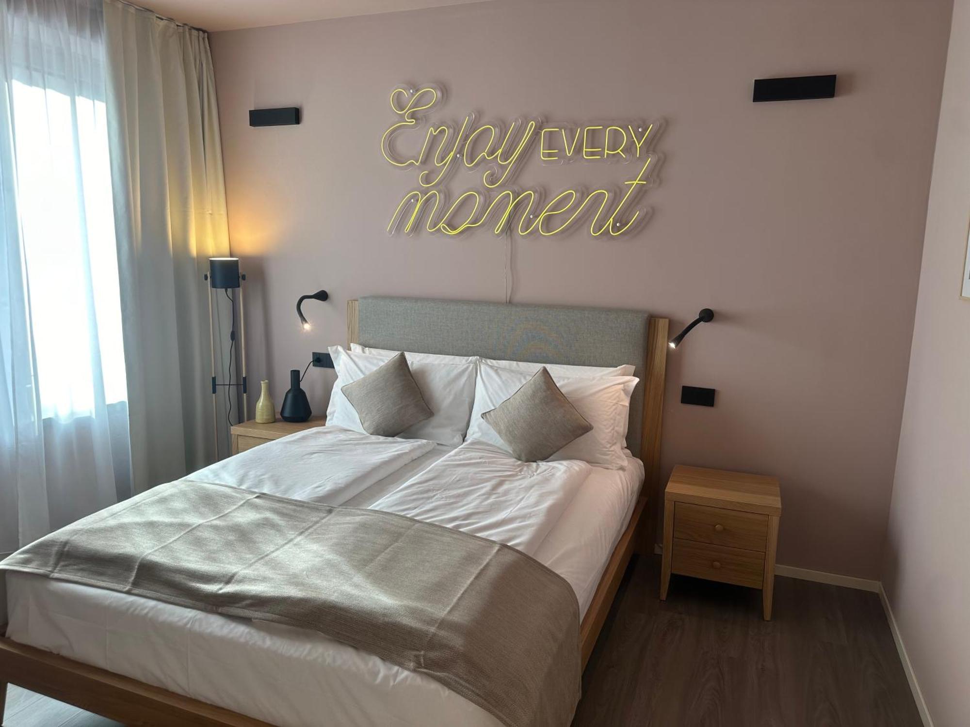 Terra Hotel Boutique Tirano Exterior photo
